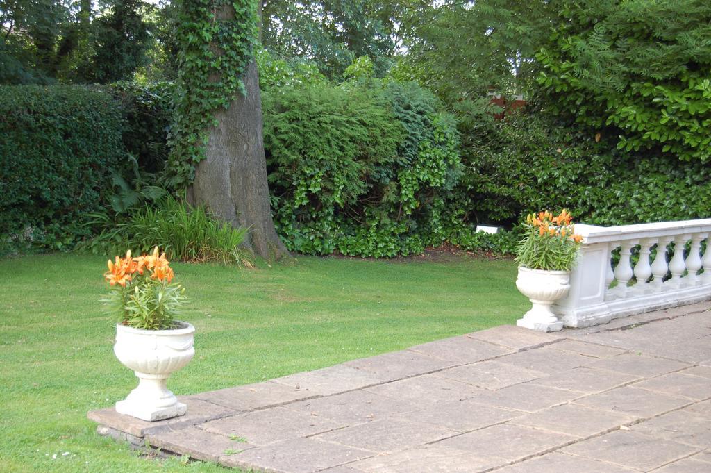 Brook House Hotel Walton-le-Dale Bagian luar foto